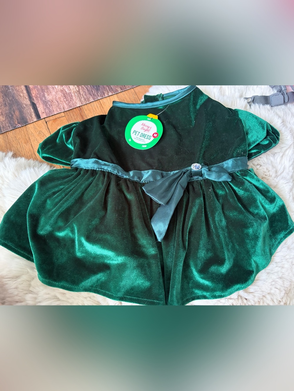 Emerald Velvet Pet Dress Costume with Satin Bow